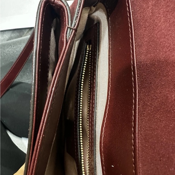 Gucci GG Marmont Burgundy Suede Shoulder Bag Authentic Italy 550126 - Picture 8 of 16